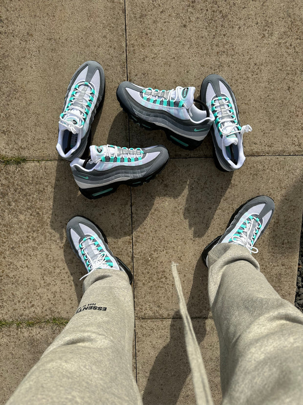 Nike Air Max 95 Hyper Turquoise