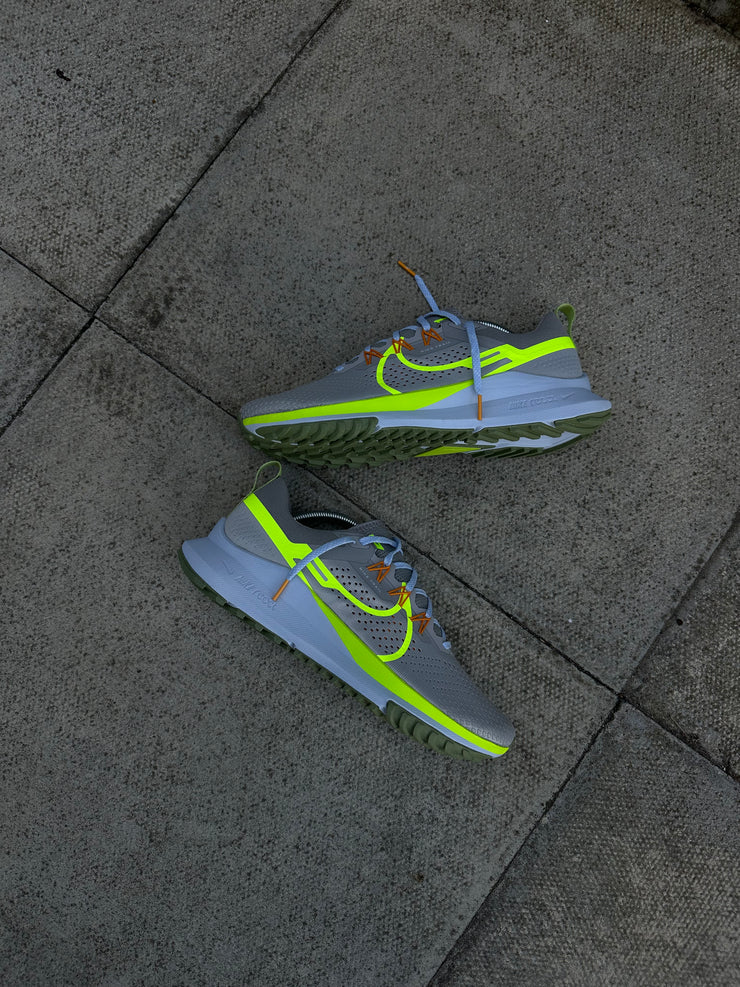 Nike React Pegasus Trail 4 Iron Ore Volt