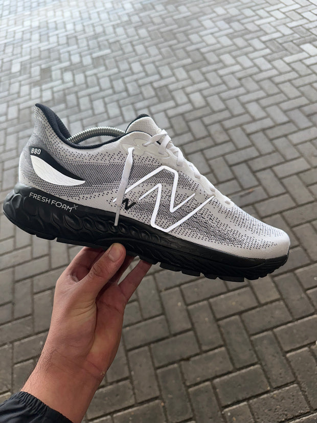 New Balance Fresh X 880 V12 White Black