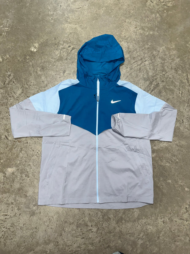 Nike Impossibly Light Windrunner Green Abyss